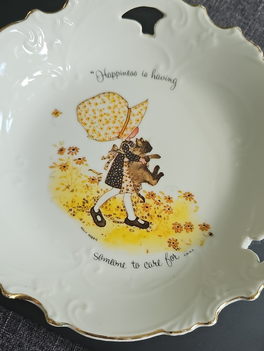 Holly Hobbie Bowl 80s Collectible Vintage Home Decor  Porcelain Happiness